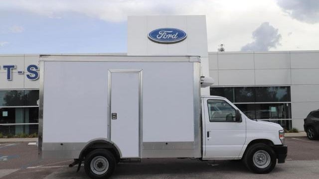 2024 Ford E-Series E-350 SD