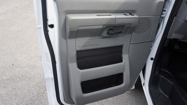 2024 Ford E-Series E-350 SD