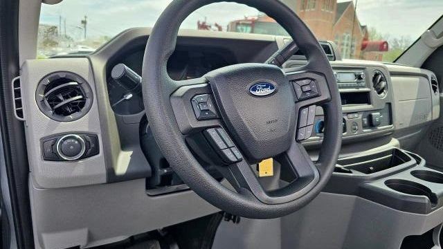 2027 Ford E-Series E-350 SD