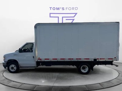 2022 Ford E-Series E-350 SD 2DR 138 In. WB SRW Cutaway Chassis