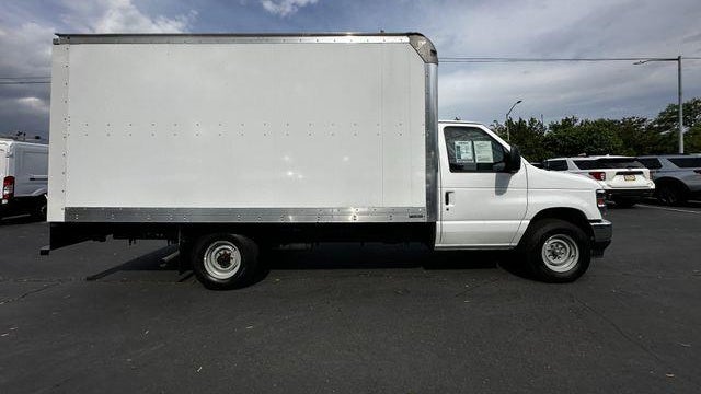 2024 Ford E-Series E-350 SD