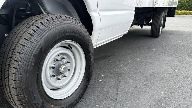 2024 Ford E-Series E-350 SD