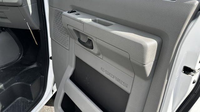 2024 Ford E-Series E-350 SD