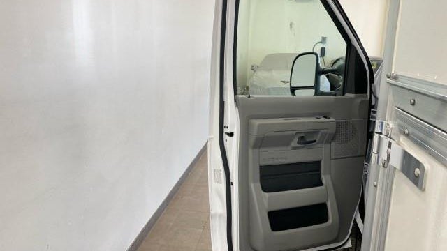 2026 Ford E-Series E-350 SD