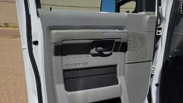 2022 Ford E-Series E-350 SD