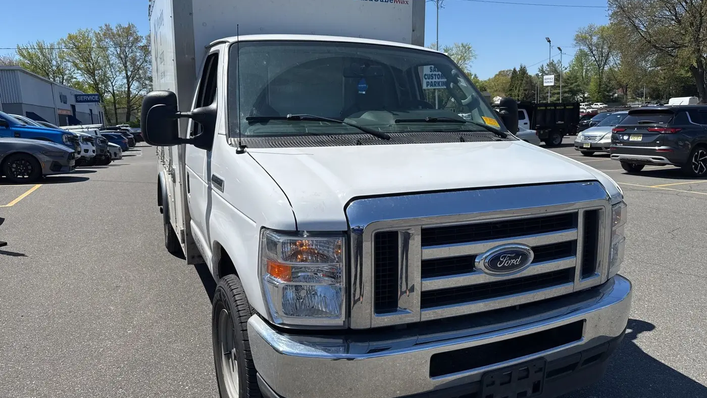 2022 Ford E-Series E-350 SD