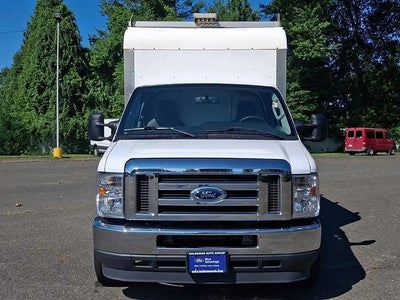 2022 Ford E-Series E-350 SD 2DR 138 In. WB SRW Cutaway Chassis