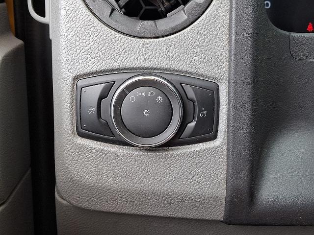 2022 Ford E-350 - $23,995