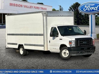 2022 Ford E-Series E-350 SD 2DR 138 In. WB SRW Cutaway Chassis