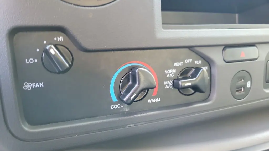2024 Ford E-Series E-350 SD