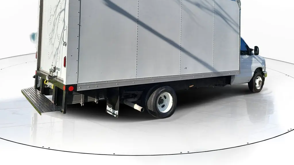 2024 Ford E-Series E-350 SD