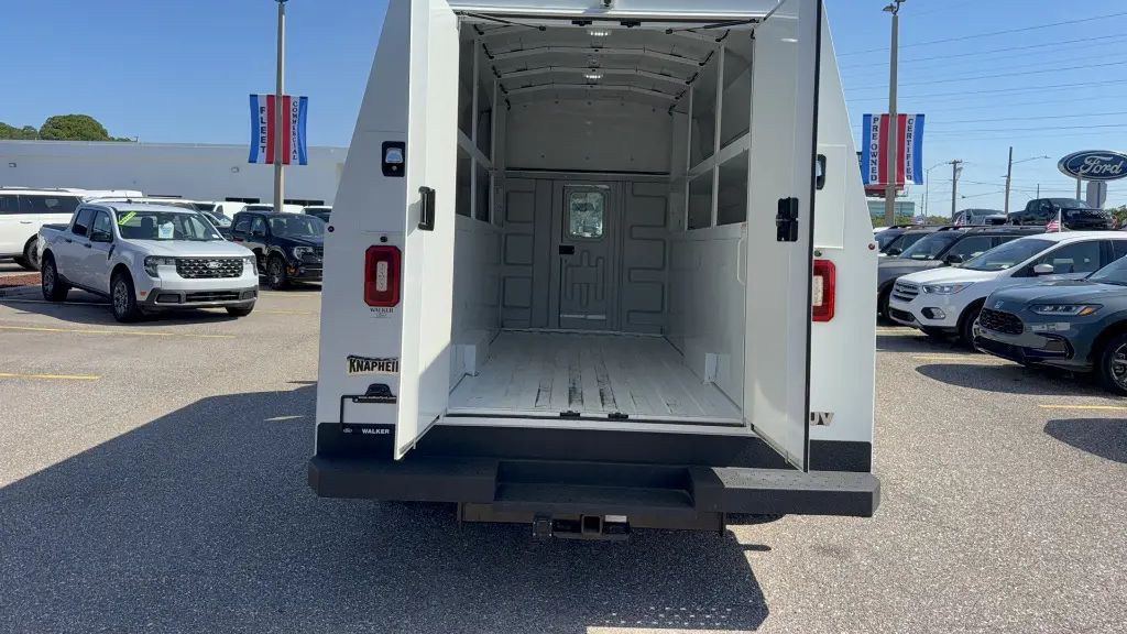 2025 Ford E-Series E-350 SD
