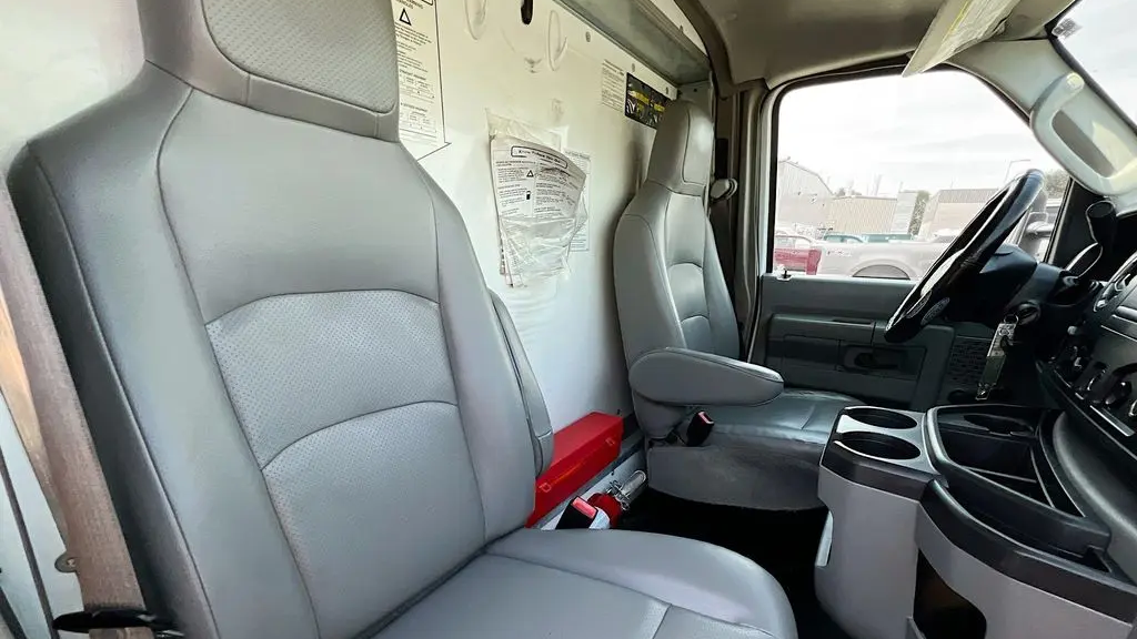 2015 Ford E-Series E-350 SD