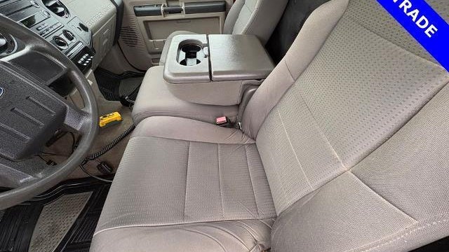 2009 Ford F-350 Super Duty XL