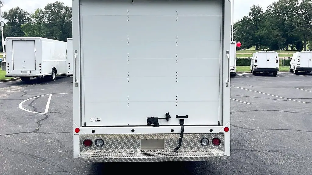 2024 Ford E-Series E-450 SD