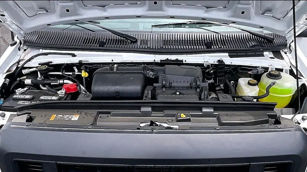 2024 Ford E-Series E-450 SD