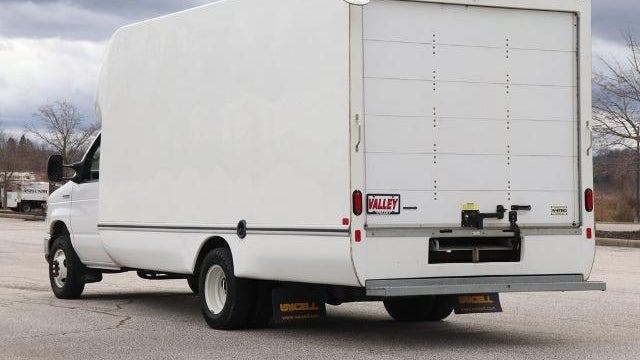 2025 Ford E-Series E-450 SD