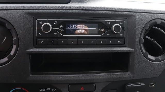 2025 Ford E-Series E-450 SD