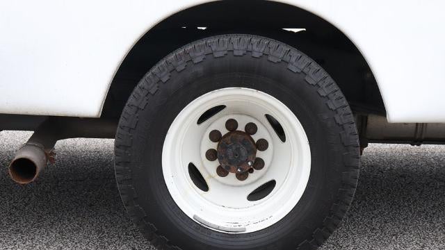 2025 Ford E-Series E-450 SD