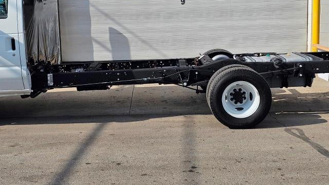 2027 Ford E-Series E-450 SD