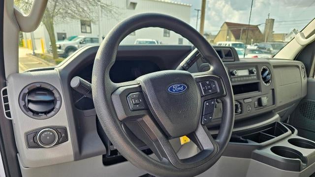 2027 Ford E-Series E-450 SD
