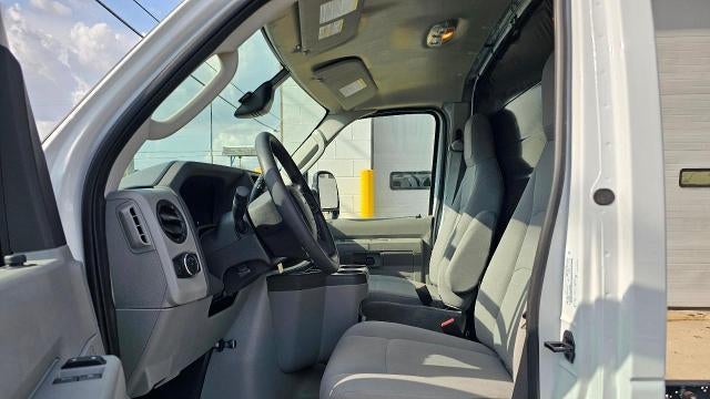 2027 Ford E-Series E-450 SD