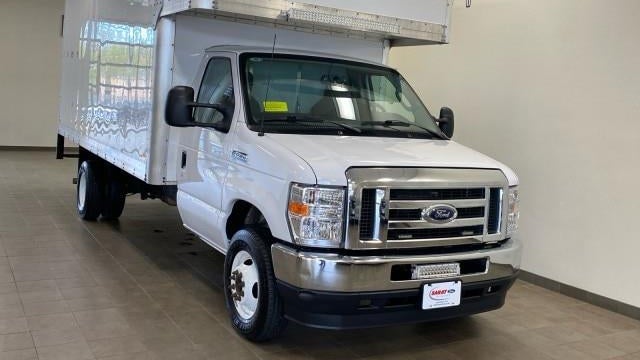 2023 Ford E-Series E-450 SD
