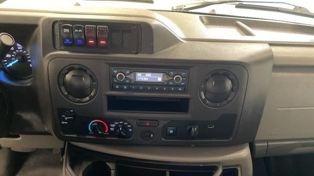 2023 Ford E-Series E-450 SD