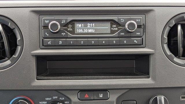 2024 Ford E-Series E-450 SD