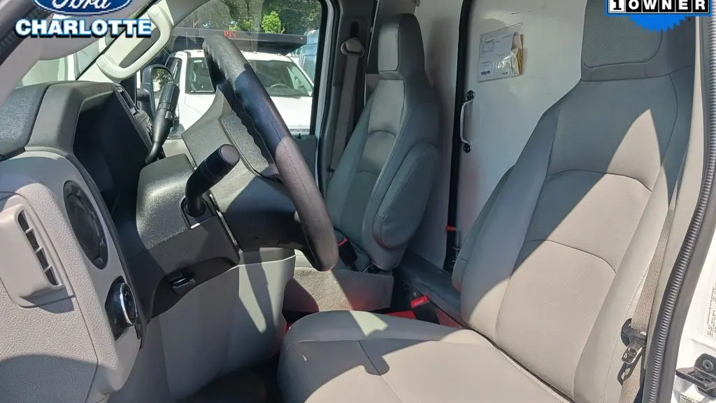 2024 Ford E-Series E-450 SD