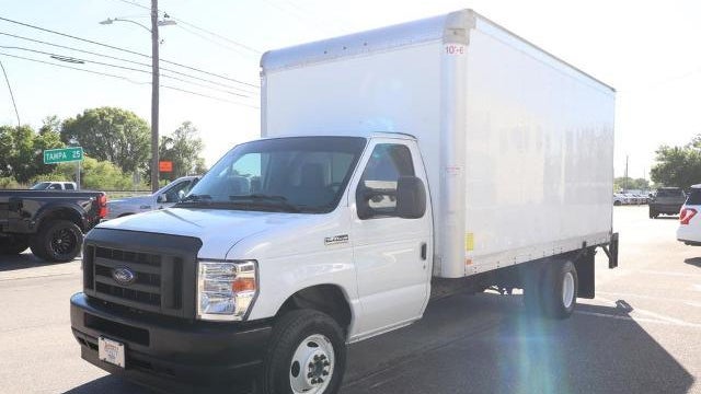2024 Ford E-Series E-450 SD