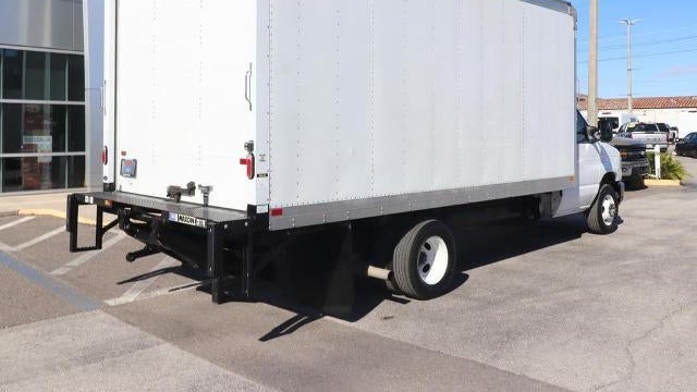 2024 Ford E-Series E-450 SD