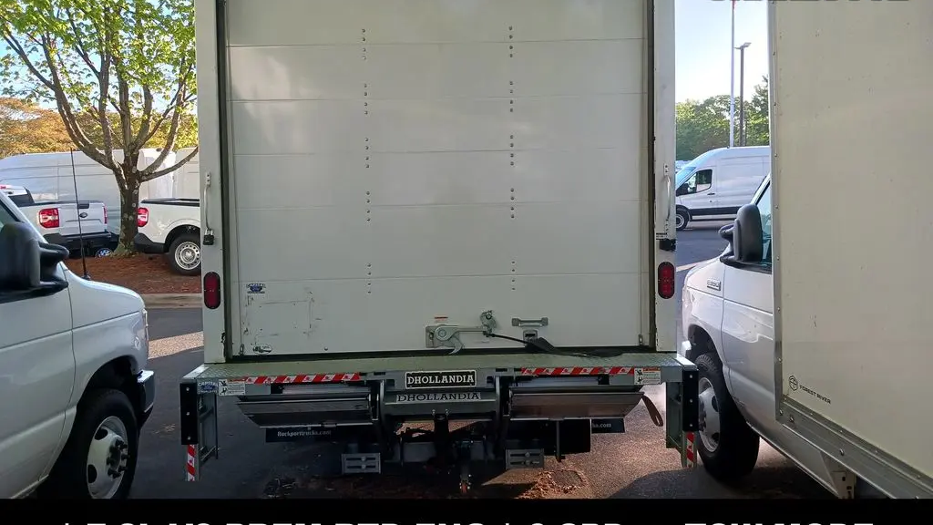 2025 Ford E-Series E-450 SD