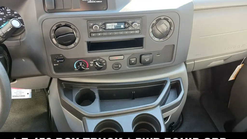 2025 Ford E-Series E-450 SD