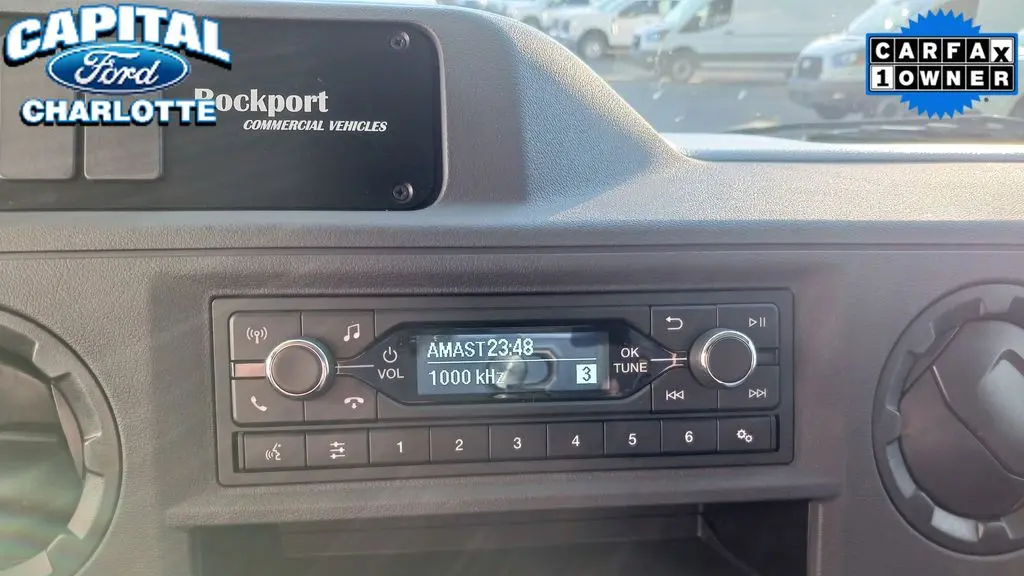 2025 Ford E-Series E-450 SD