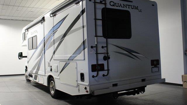 2023 Ford E-Series E-450 SD