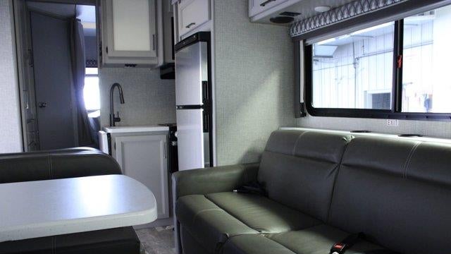 2023 Ford E-Series E-450 SD