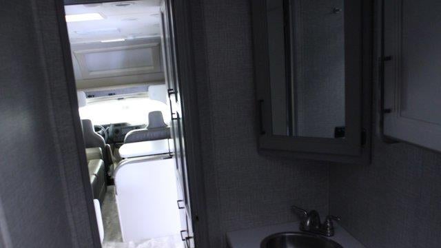 2023 Ford E-Series E-450 SD