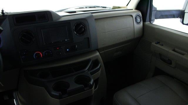 2023 Ford E-Series E-450 SD