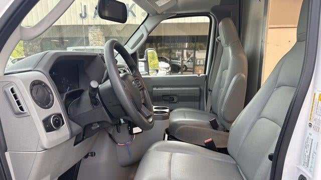 2024 Ford E-Series E-450 SD