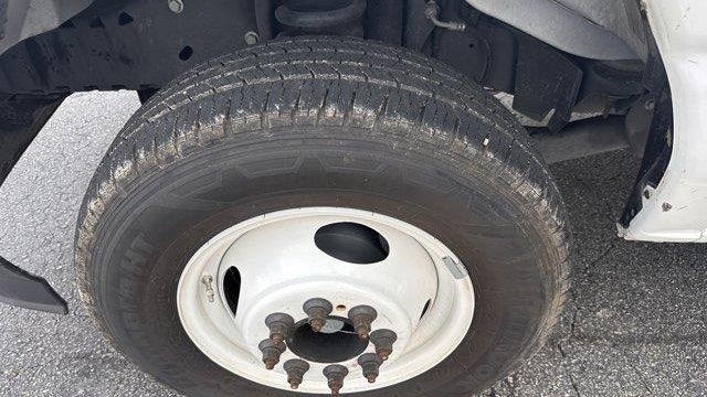 2024 Ford E-Series E-450 SD