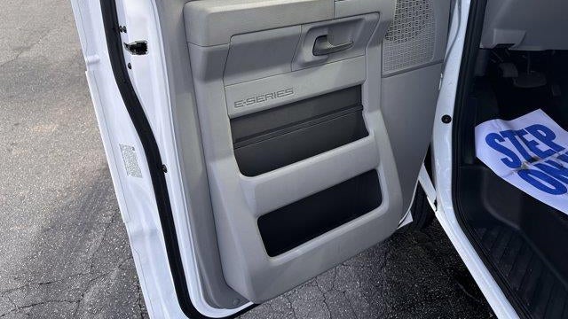 2026 Ford E-Series E-450 SD