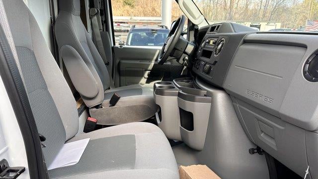 2026 Ford E-Series E-450 SD