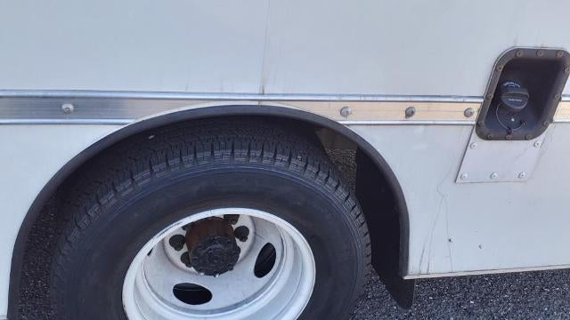 2023 Ford E-Series E-450 SD