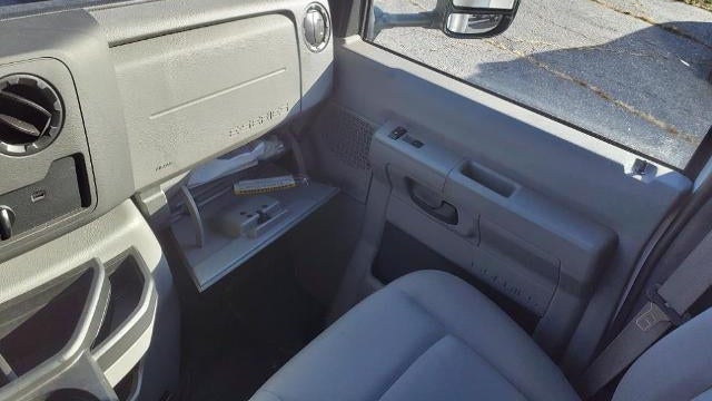 2023 Ford E-Series E-450 SD