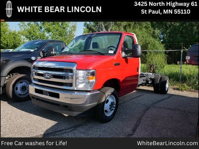 Photo of a 2026 Ford E-Series E-450 SD 2DR 158 In. WB DRW Cutaway Chassis for sale