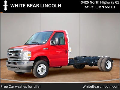 Photo of a 2026 Ford E-Series E-450 SD 2DR 158 In. WB DRW Cutaway Chassis for sale