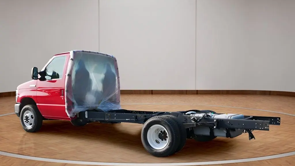 2026 Ford E-Series E-450 SD