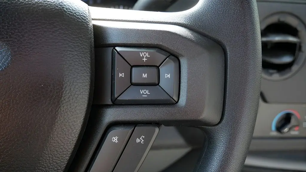 2026 Ford E-Series E-450 SD