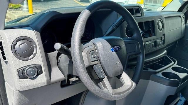 2027 Ford E-Series E-450 SD